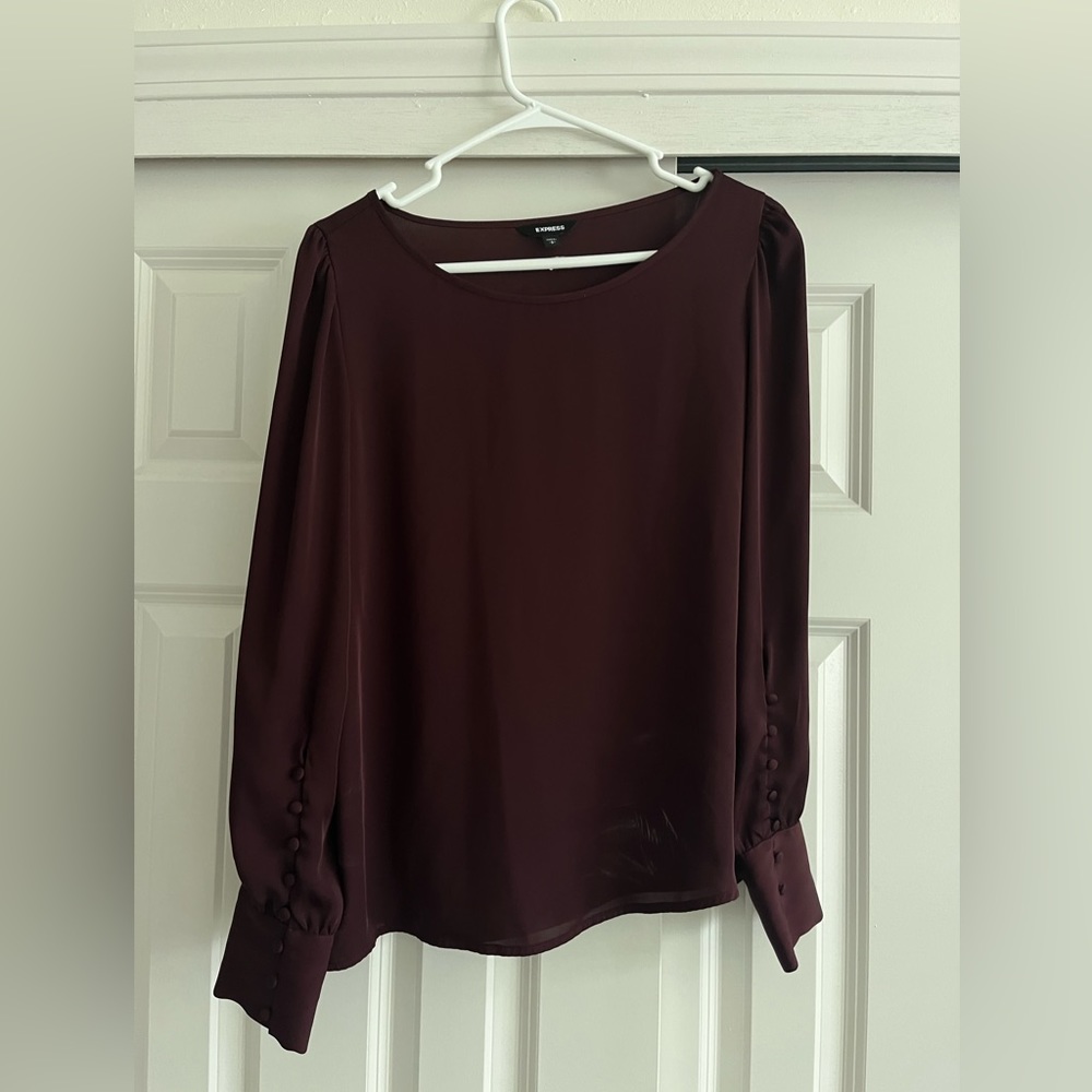 Express top size small.